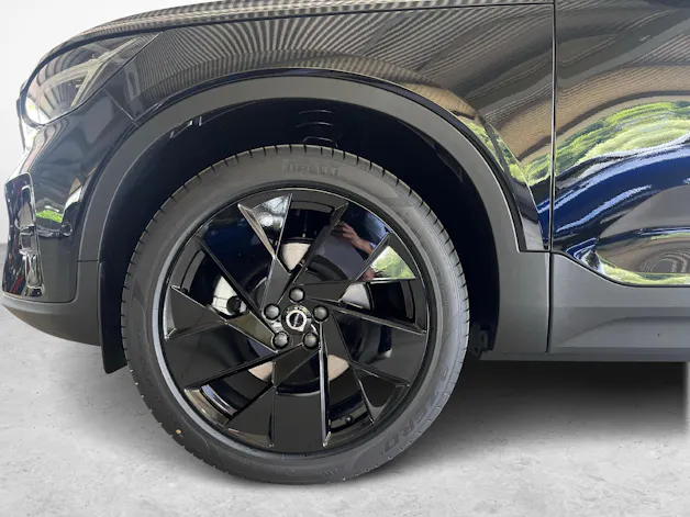 Volvo XC40 2.0 B4 MH Ultra Black Edition