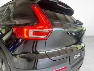 Volvo XC40 2.0 B4 MH Ultra Black Edition
