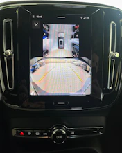 image du véhicule VOLVO XC40 2.0 B4 MH Ultra Black Edition
