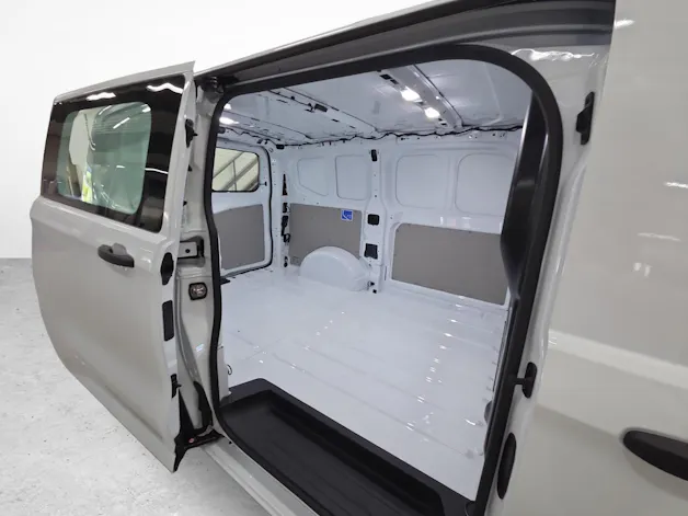 FORD E-Transit C Van 320 L1 Trend 4x4