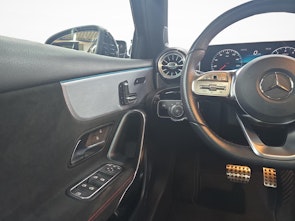 Vehicle image MERCEDES-BENZ A 250 AMG Line