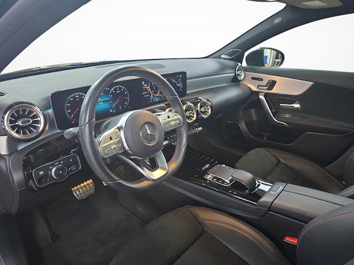 Vehicle image MERCEDES-BENZ A 250