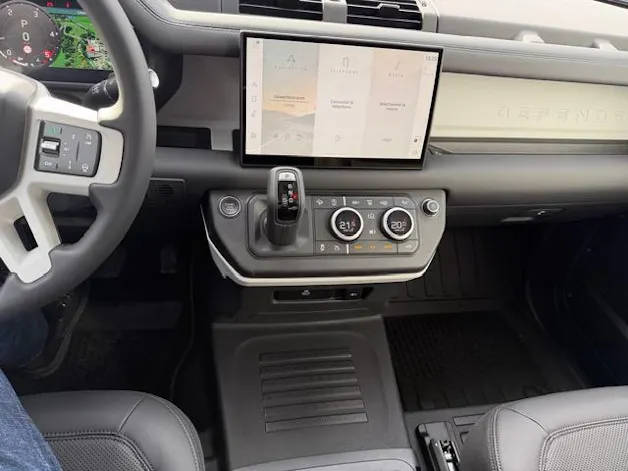 Land Rover Defender 90 3.0 D I6 250 Hardtop S