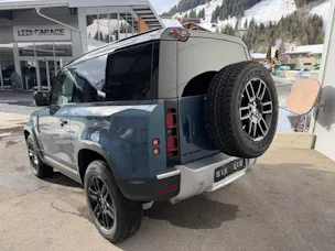 Land Rover Defender 90 3.0 D I6 250 Hardtop S