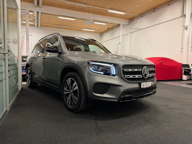 Mercedes-Benz GLB 220 d Progressive 4matic