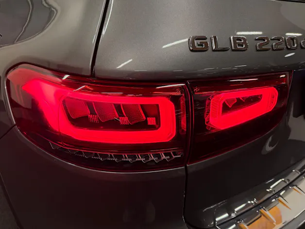 Mercedes-Benz GLB 220 d Progressive 4matic