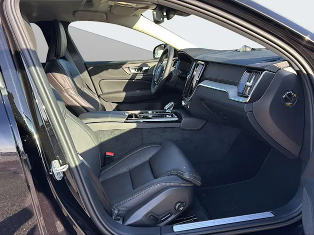 Volvo V60 2.0 T8 TE Ultra Dark eAWD