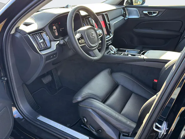 Volvo V60 2.0 T8 TE Ultra Dark eAWD