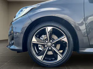 Toyota Yaris 1.5 VVT-i HSD Premium
