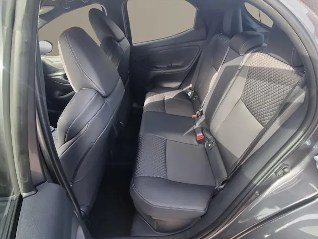 Toyota Yaris 1.5 VVT-i HSD Premium