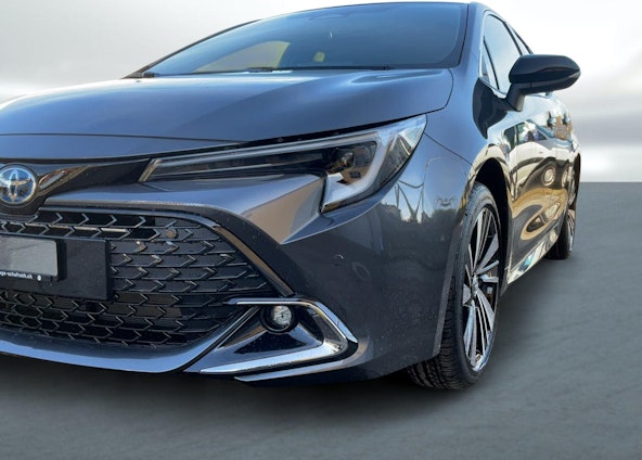 Vehicle image 16 Vehicle image 16