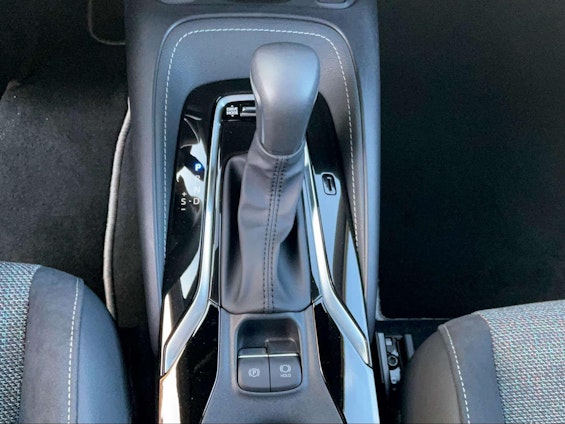 Vehicle image 12 Vehicle image 12