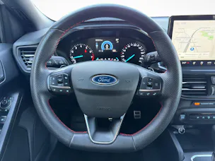 Ford Focus 1.0i EcoB Hybrid 125 ST-Line