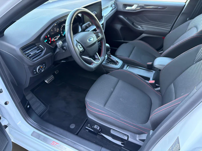 Fahrzeugbild FORD FOCUS