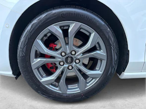 Fahrzeugbild FORD Focus 1.0i EcoB Hybrid 125 ST-Line