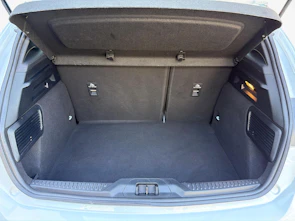 Fahrzeugbild FORD Focus 1.0i EcoB Hybrid 125 ST-Line