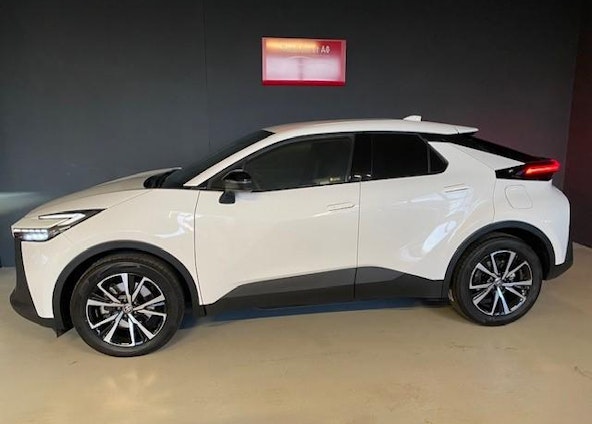 Vehicle image 2 Vehicle image 2