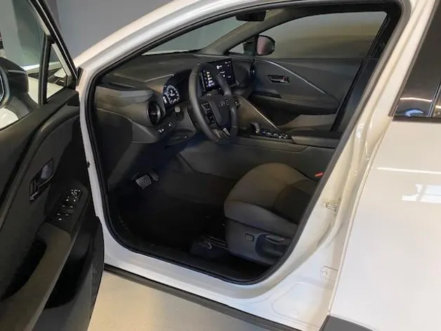 Toyota C-HR 2.0 PHEV Swiss Edition