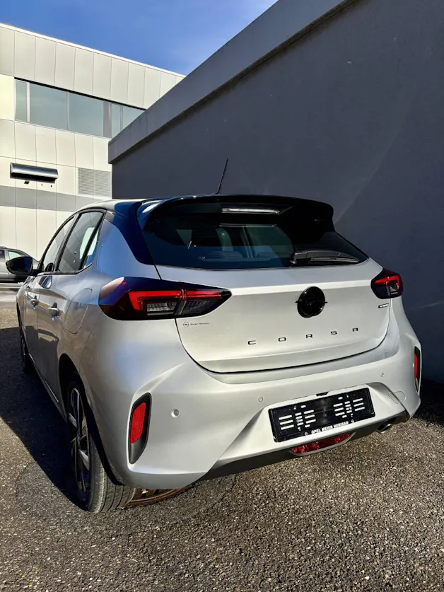 Opel Corsa 1.2 T Hybrid Viva