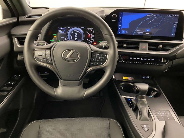 Vehicle image LEXUS UX