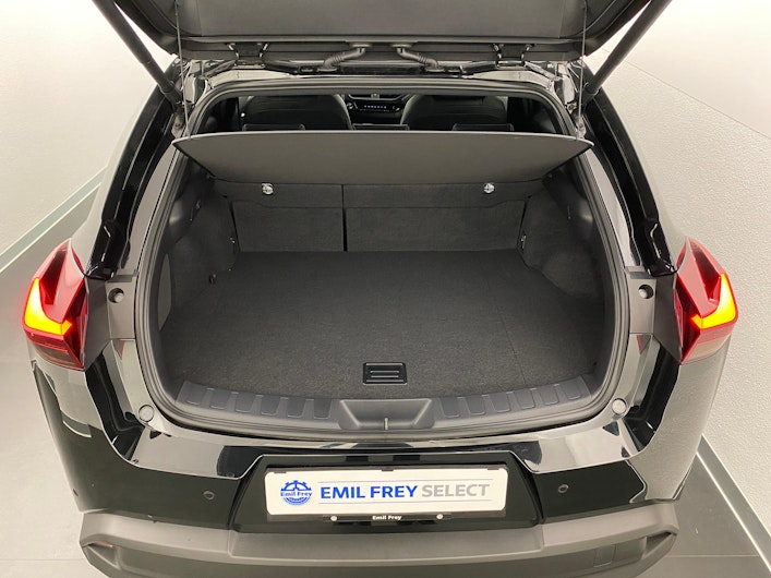 Vehicle image LEXUS UX