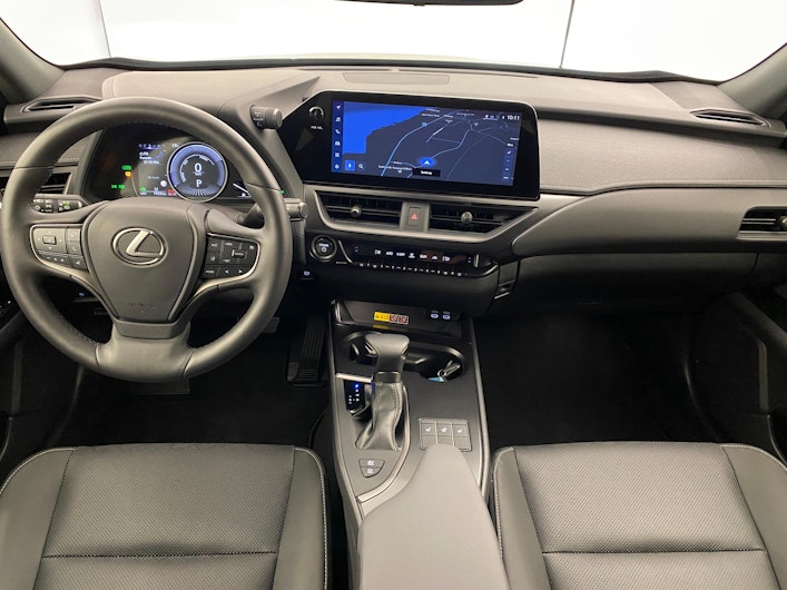 Vehicle image LEXUS UX