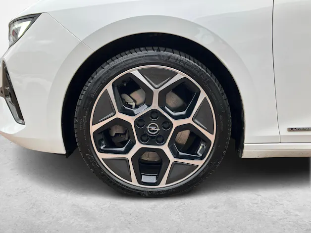 Opel Astra 1.6 T PHEV 180 Swiss Premium