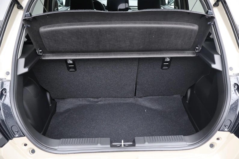 immagine del veicolo SUZUKI SWIFT