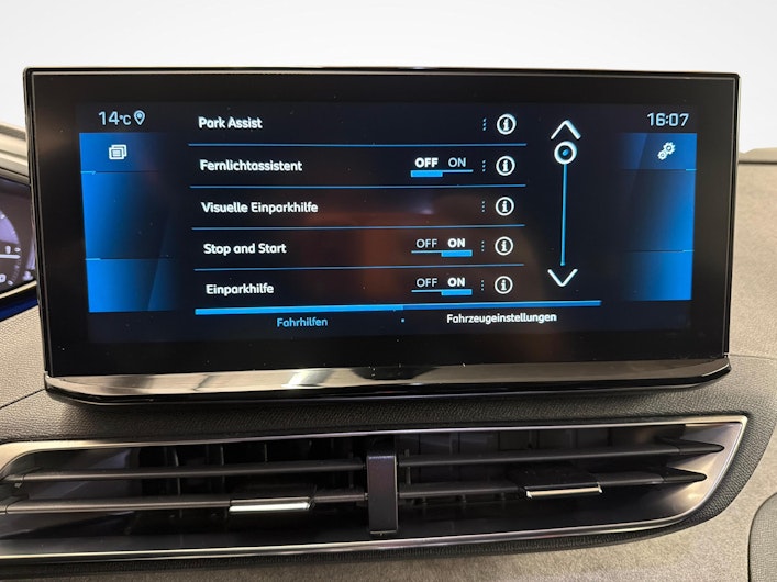 Vehicle image PEUGEOT 3008