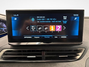 Vehicle image PEUGEOT 3008 1.5 BlueHDi GT