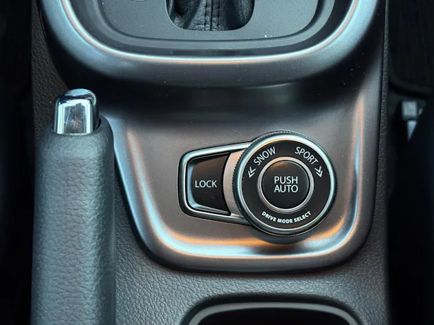 Suzuki Vitara 1.4 T Sakura Top Hybrid 4x4