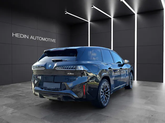 BMW iX3 50 xDrive