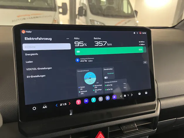 Kia PV5 Passenger 71.2 kWh Plus