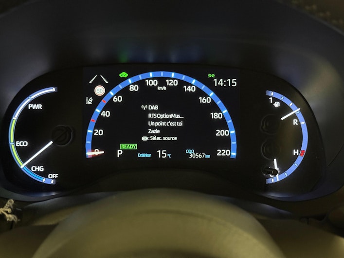 Fahrzeugbild TOYOTA YARIS CROSS