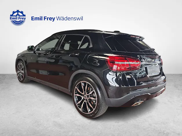 Mercedes-Benz GLA 200 Night Star Urban Line