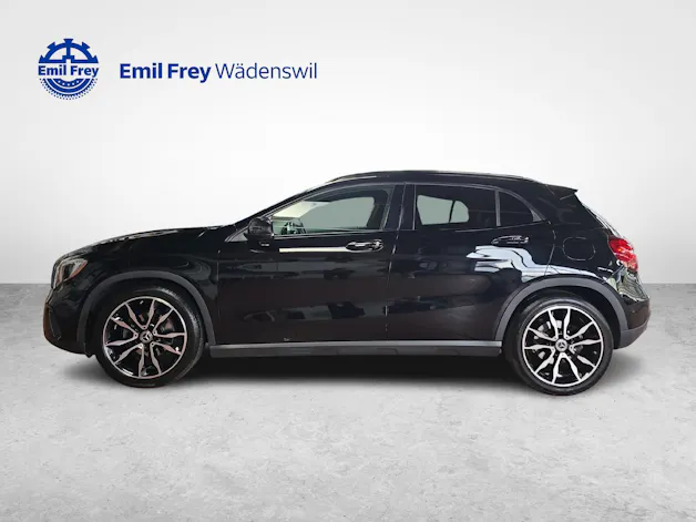 Mercedes-Benz GLA 200 Night Star Urban Line