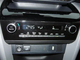 Toyota Yaris Cross 1.5 VVT-i HSD Comfort AWD-i