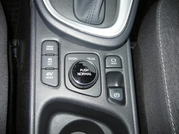 Toyota Yaris Cross 1.5 VVT-i HSD Comfort AWD-i