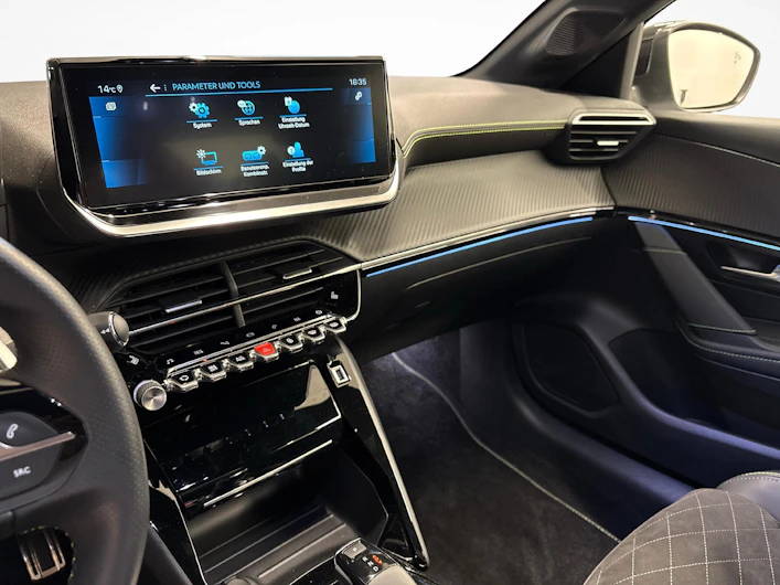 Fahrzeugbild PEUGEOT 208