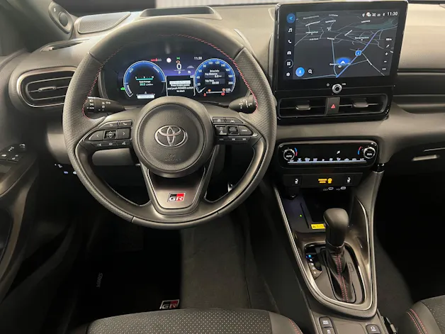 Toyota Yaris 1.5 VVT-i HSD GR Sport