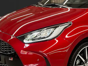 Toyota Yaris 1.5 VVT-i HSD GR Sport