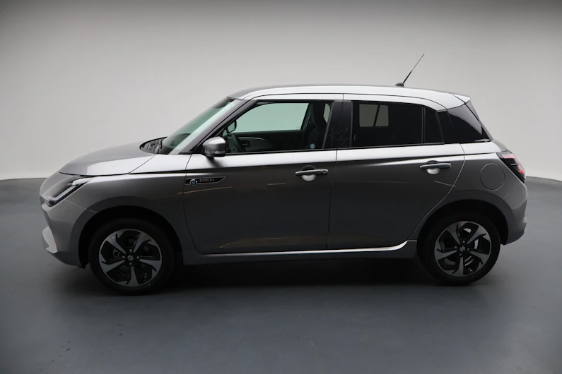 immagine del veicolo SUZUKI SWIFT