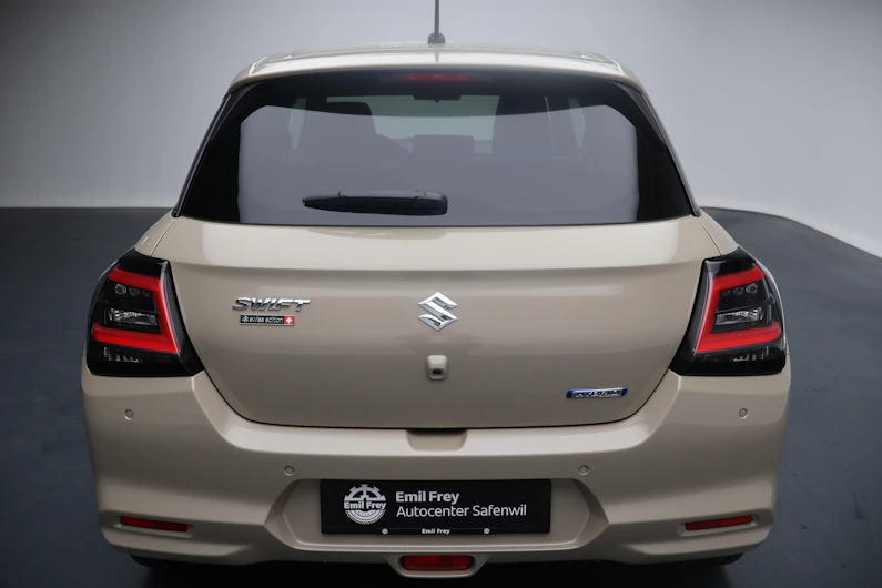 immagine del veicolo SUZUKI SWIFT