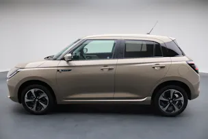 Suzuki Swift 1.2 Sakura Top Hybrid 4x4