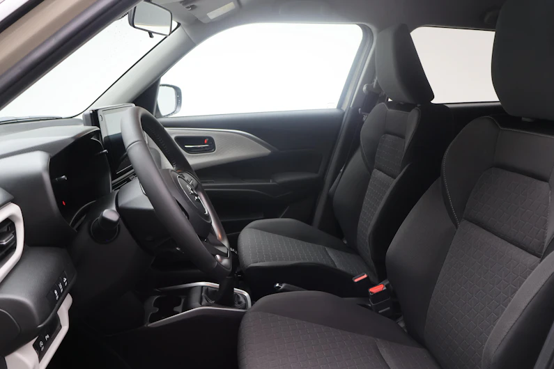 immagine del veicolo SUZUKI SWIFT