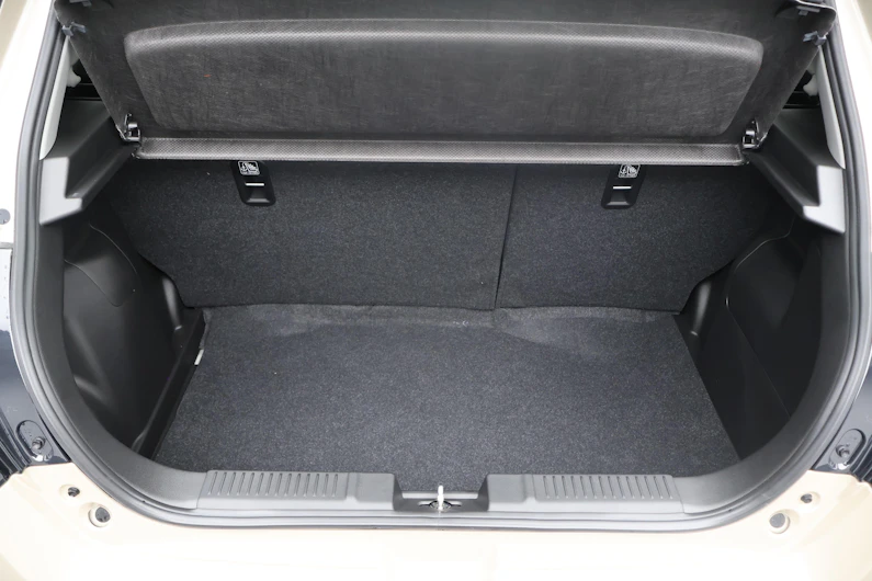 immagine del veicolo SUZUKI SWIFT