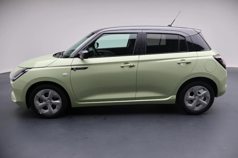 immagine del veicolo SUZUKI SWIFT