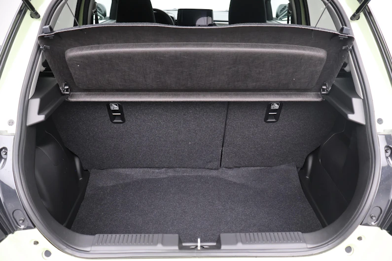 immagine del veicolo SUZUKI SWIFT