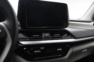 Fahrzeugbild SUZUKI Swift 1.2 Sakura Top Hybrid