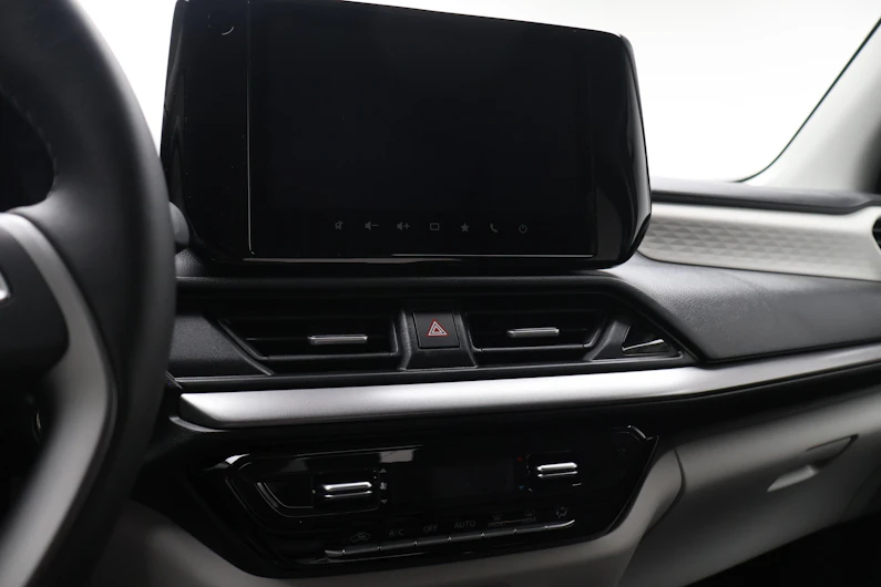 Fahrzeugbild SUZUKI SWIFT